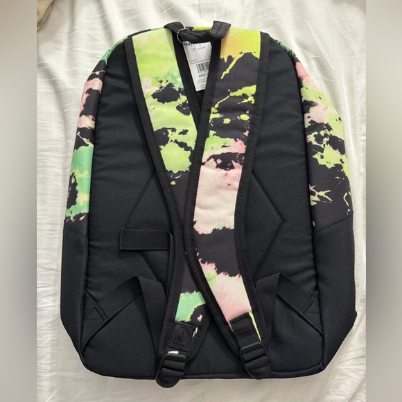 Volcom Academy Backpack - New with tags - Picture 2 of 4